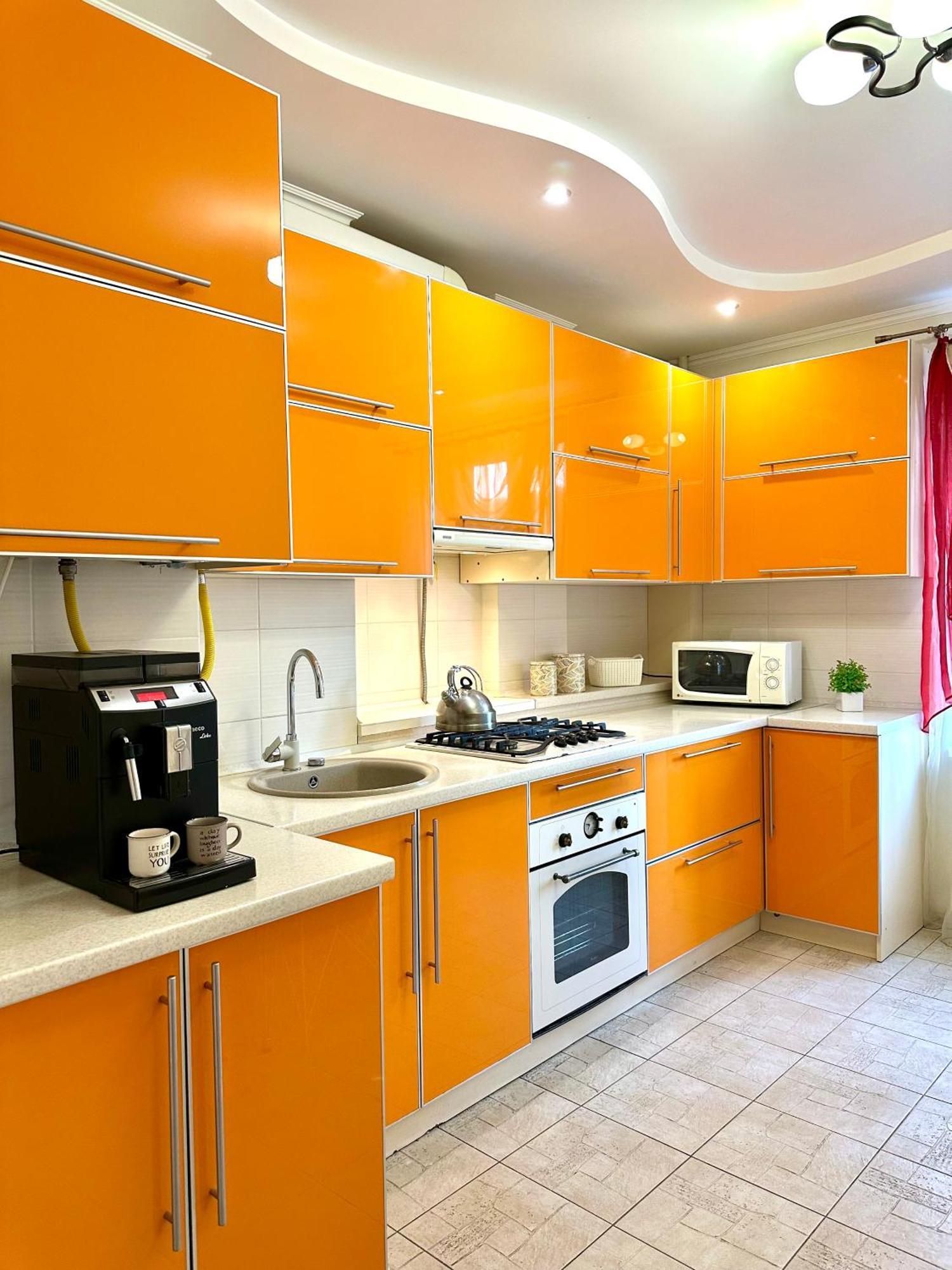 Apartments With A Coffee Machine In The City Center, Near A Park And Zlata Plaza Riwne Exterior foto