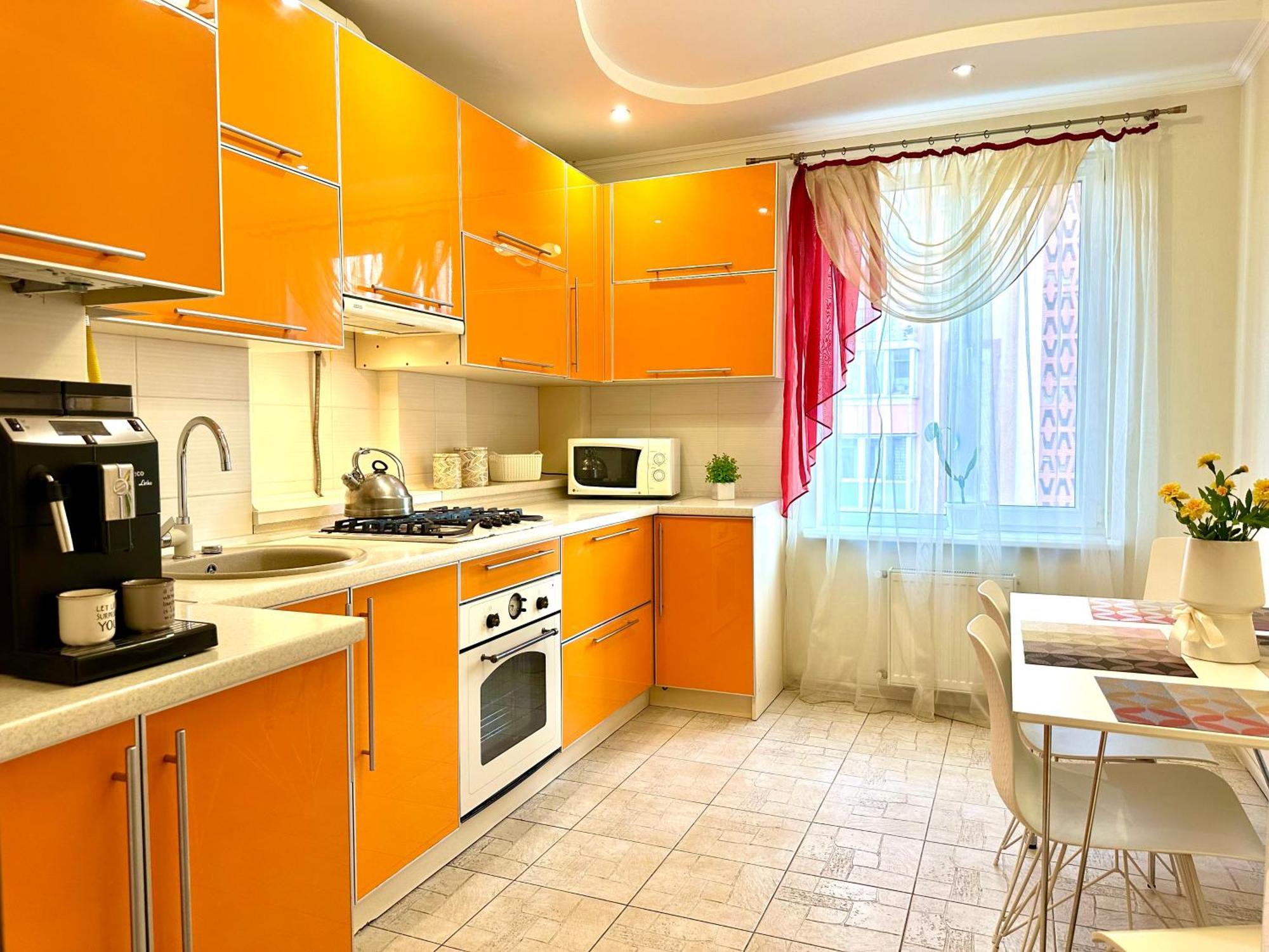 Apartments With A Coffee Machine In The City Center, Near A Park And Zlata Plaza Riwne Exterior foto